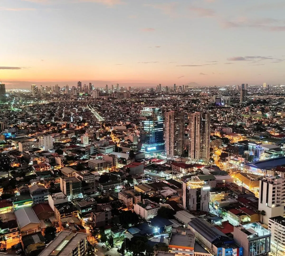 Stunning 2Br Condo In Air Residences Makati High Floor And Wfh With 300Mbps Wifi Manila